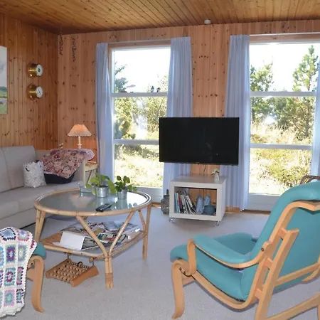 Three-bedroom Holiday In Semesterbostad *